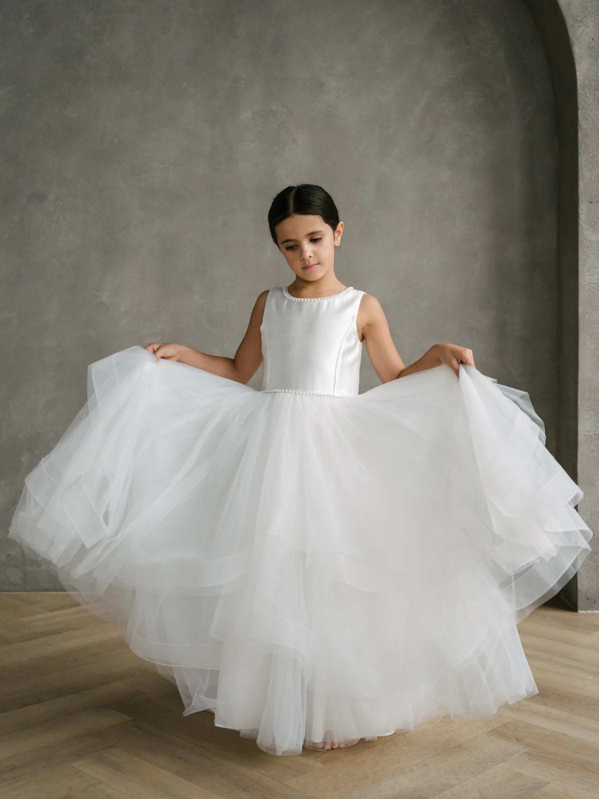 Teter Warm Girl's Off-White Pearl Neckline Horsehair Trim Communion Dress: Erica Dress