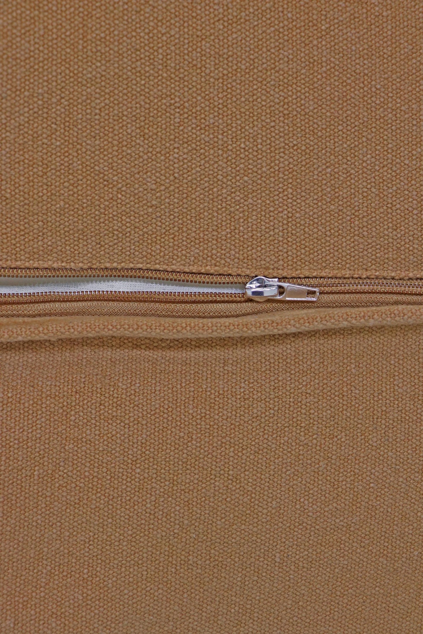 Lorena Canals SMALL PUFF CLEO TOFFEE