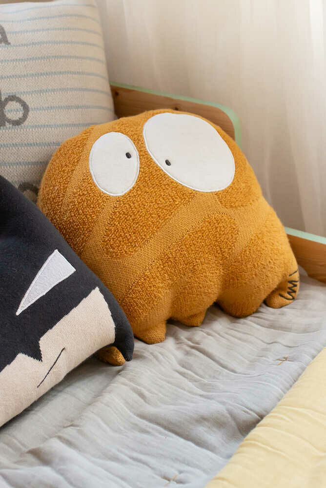 Lorena Canals Knitted Cushion Ghosty