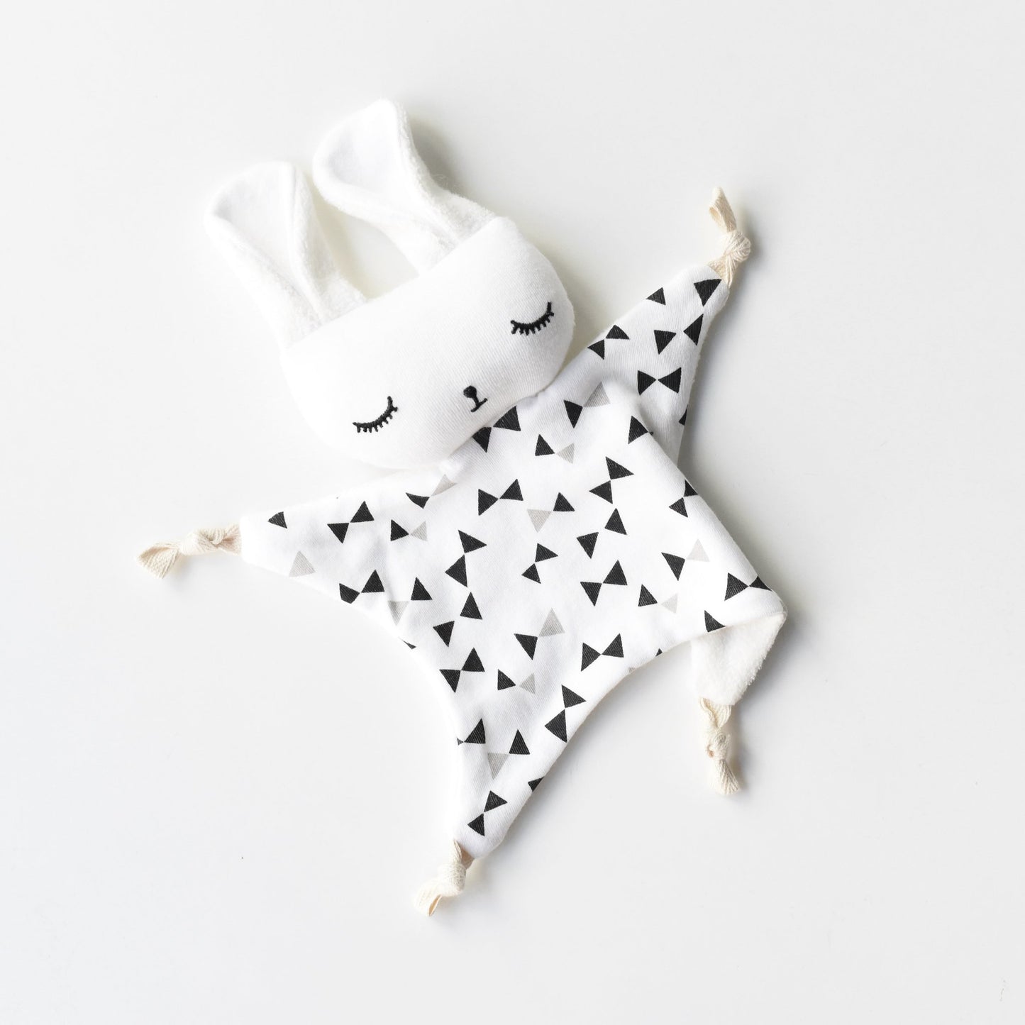 Wee Gallery Cuddle Bunny - Bowties