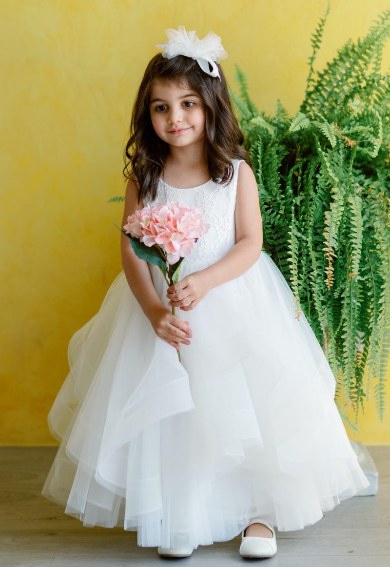 Teter Warm V-Line Back Lace Flower Girl Dress in Peach