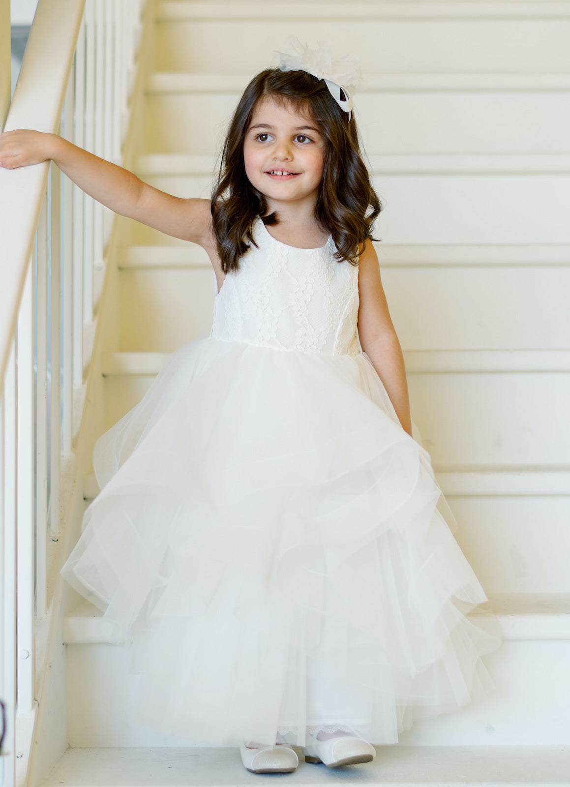 Teter Warm V-Line Back Lace Flower Girl Dress in Peach