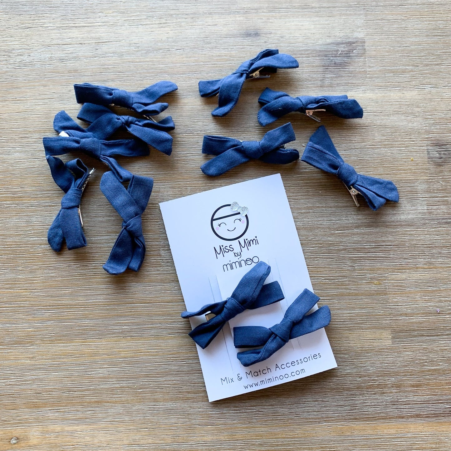 Set of 2 Hair Clips Bows