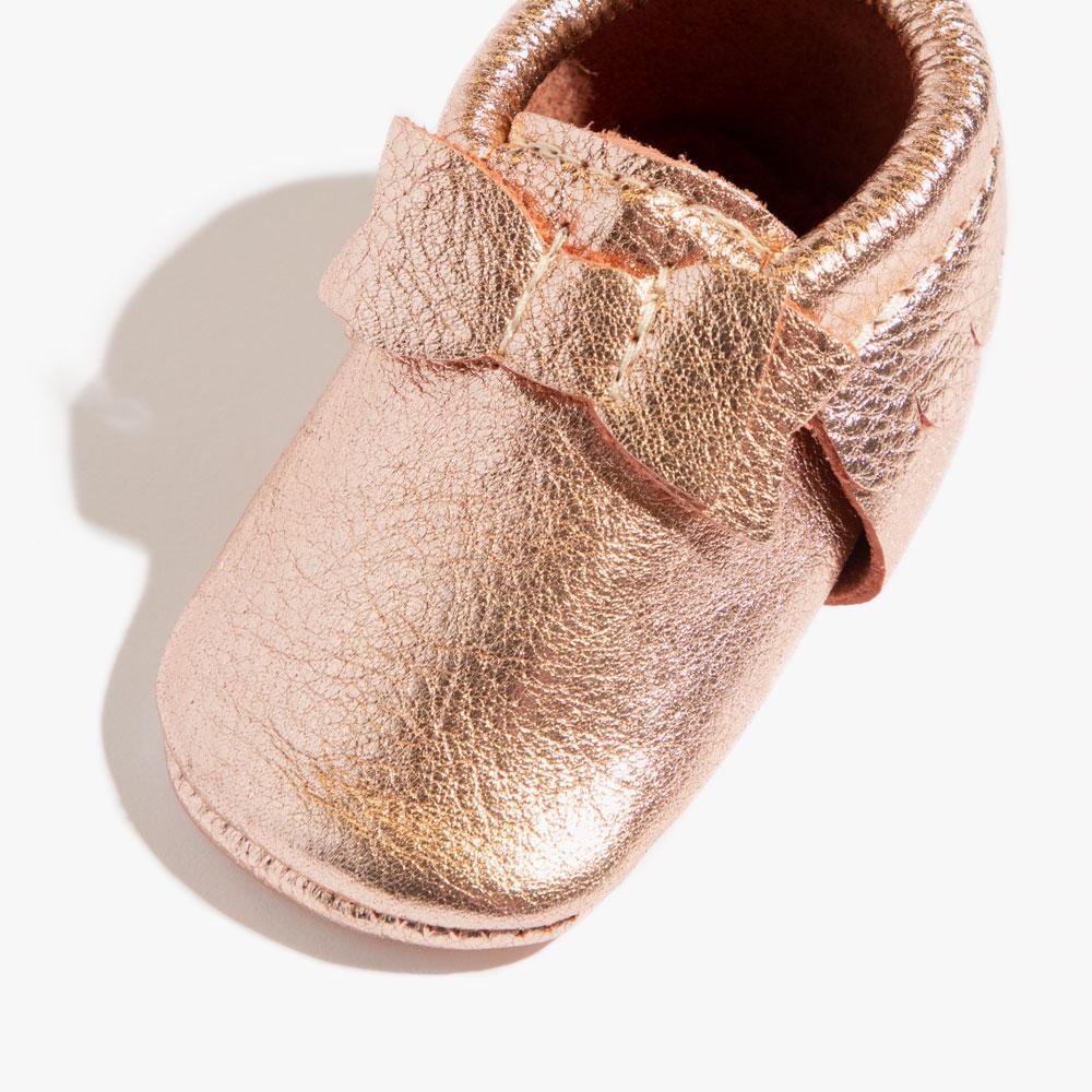 Freshly Picked Shearling Bow Baby Mocc - Rose Gold