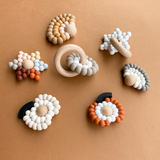 Wood & Silicone teether Apple Beige