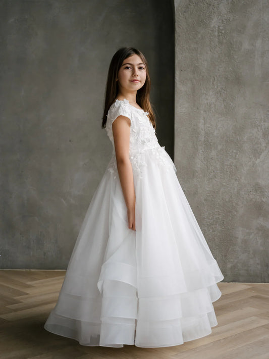 Teter Warm Girl’s Off-White Tiered Horsehair Communion Dress: Georgia Dress Size 8