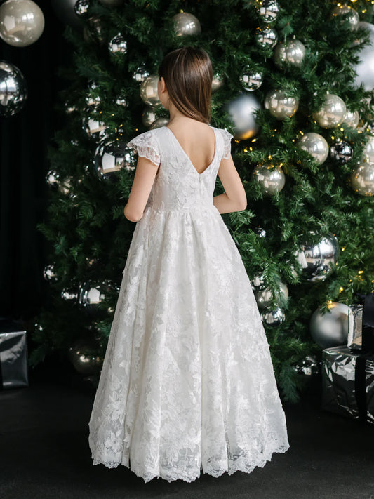 Teter Warm Girl’s Lace Communion Dress with Scalloped Cap Sleeves: Angelica Dress