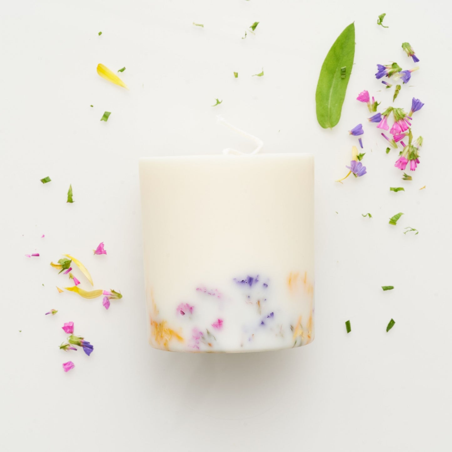 The MUNIO Wild Flowers Candle